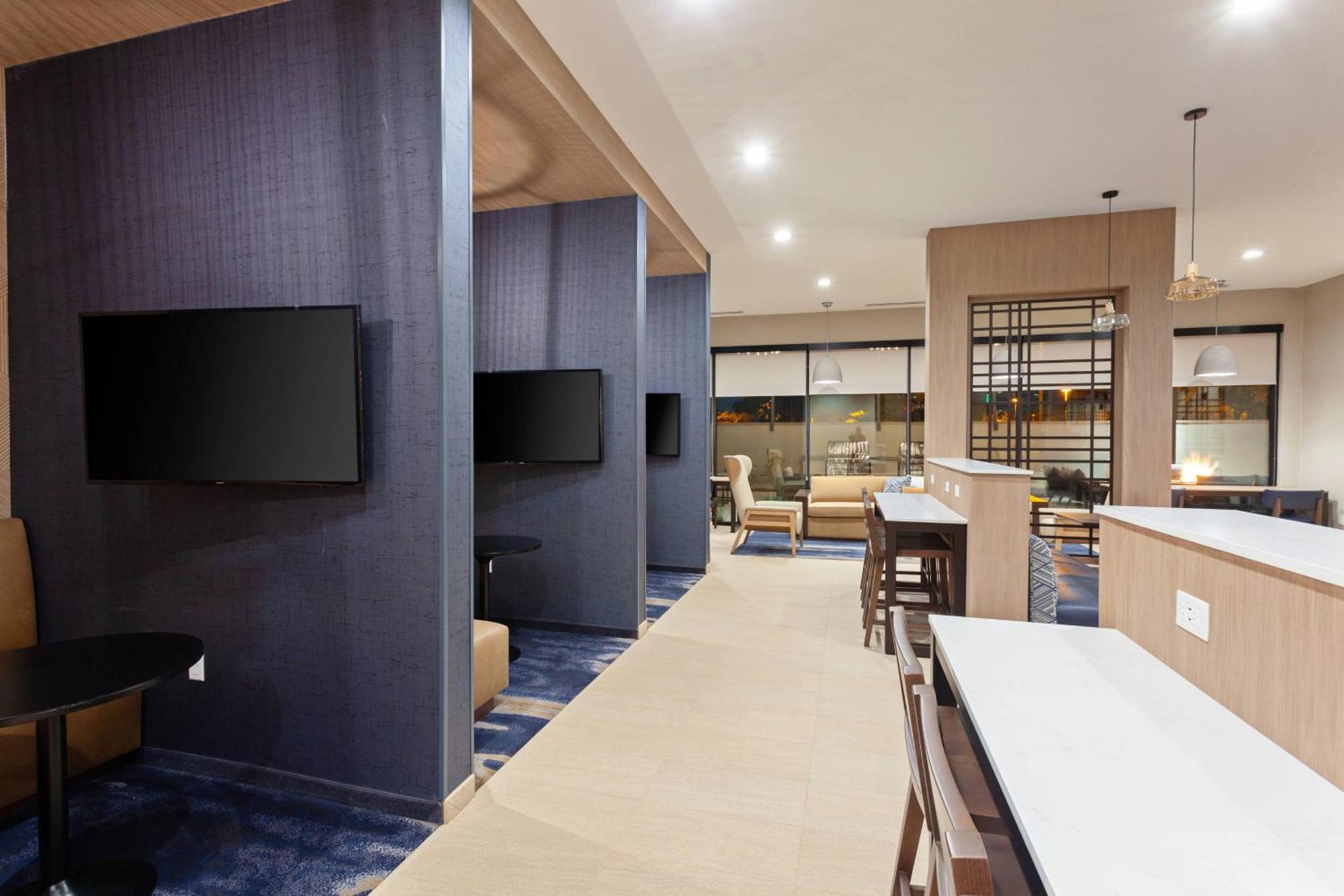 Towneplace Suites By Marriott San Diego Central מראה חיצוני תמונה