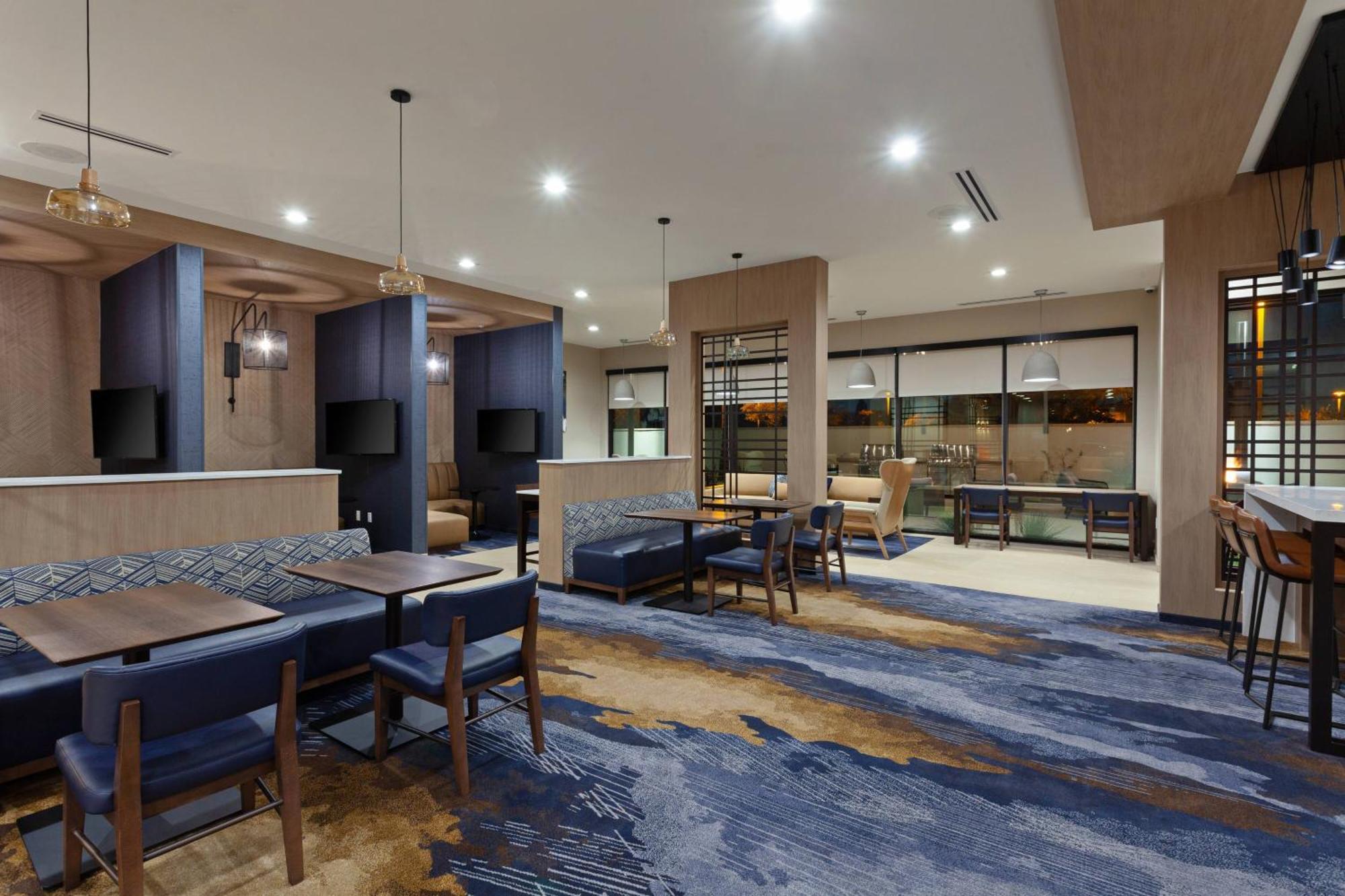 Towneplace Suites By Marriott San Diego Central מראה חיצוני תמונה